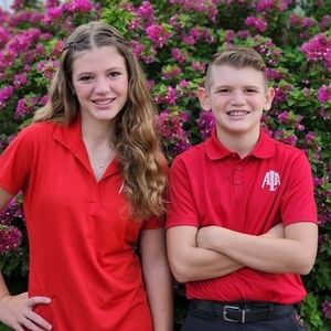 Meet your Posher, Farrah